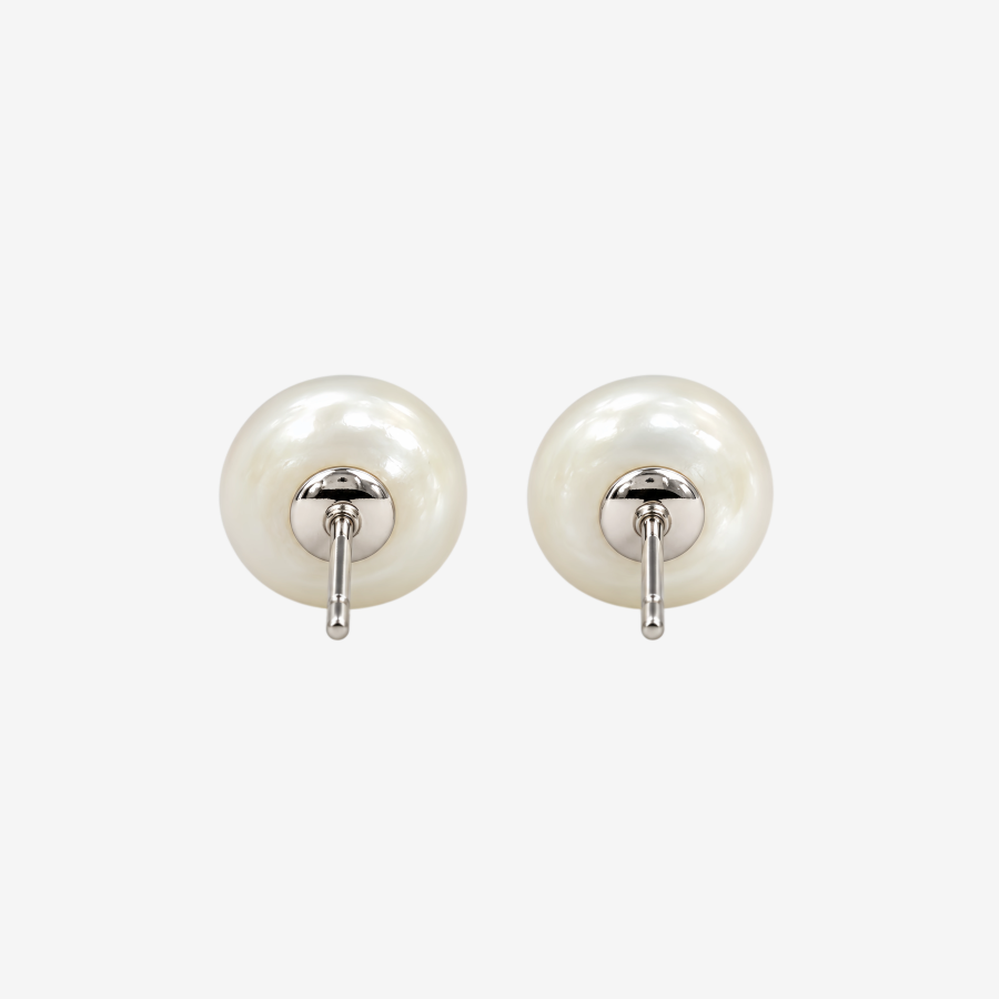 Round Freshwater Pearl Stud Earrings for Women,Classic White Smooth Pearl Ear Studs,Minimalist Daily Wear Fine Jewelry Gift