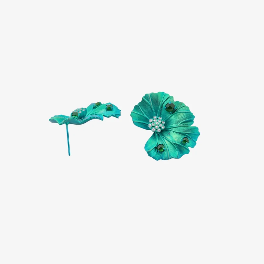 TJ010 C_10_04_2026 Two Tone Peony Flower Studs
