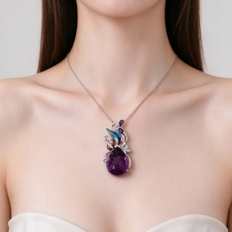 Design Diamond Amethyst Pendant